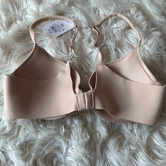 Bra - Picture 3 of 4